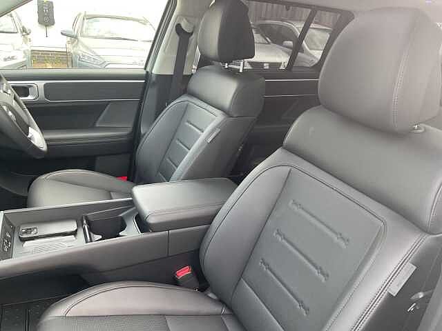 Hyundai Santa Fe 1.6 TGDi Hybrid Ultimate 5dr 4WD Auto