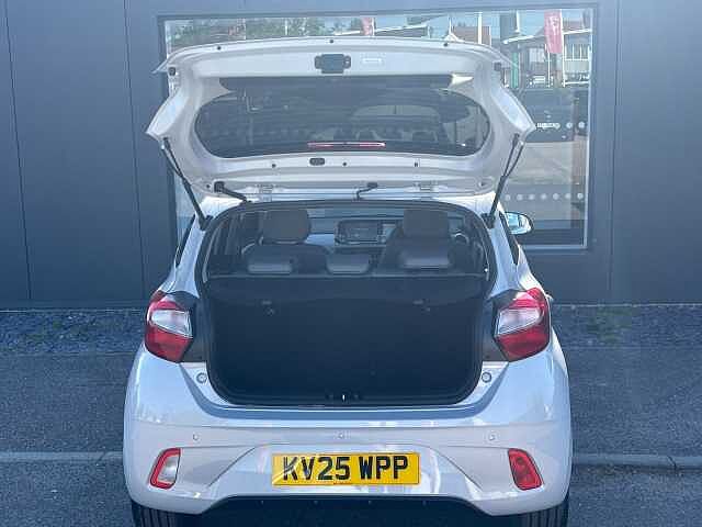 Hyundai i10 1.0 [63] Premium 5dr [Nav]