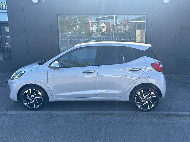 Hyundai i10 1.0 [63] Premium 5dr [Nav]