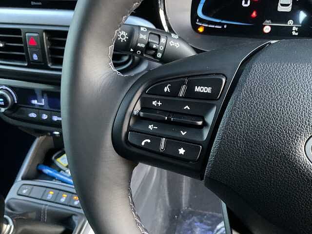 Hyundai i10 1.0 [63] Premium 5dr [Nav]