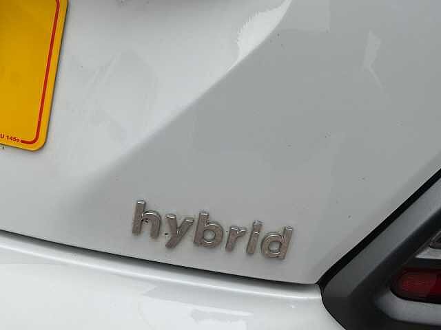 Hyundai KONA 1.6 GDi Hybrid Premium 5dr DCT White
