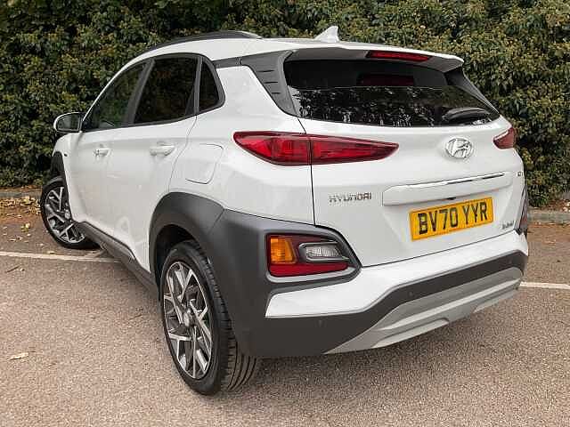 Hyundai KONA 1.6 GDi Hybrid Premium 5dr DCT White