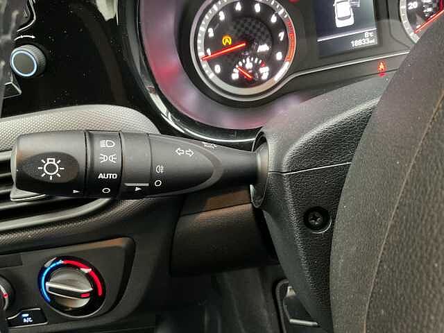 Hyundai i10 1.0 MPi SE Connect 5dr