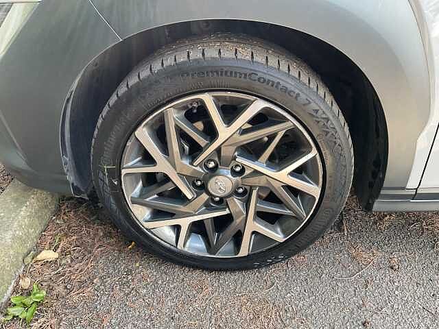 Hyundai Kona 1.6 GDi Hybrid Premium 5dr DCT