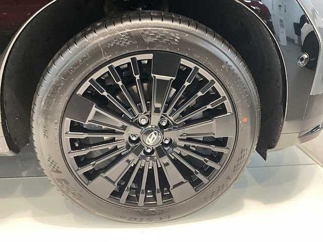 Hyundai Santa Fe 1.6 TGDi Plug-in Hybrid Calligraphy 5dr 4WD Auto