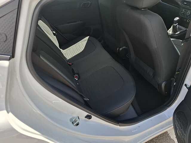 Hyundai i10 1.0 [63] Advance 5dr [Nav]