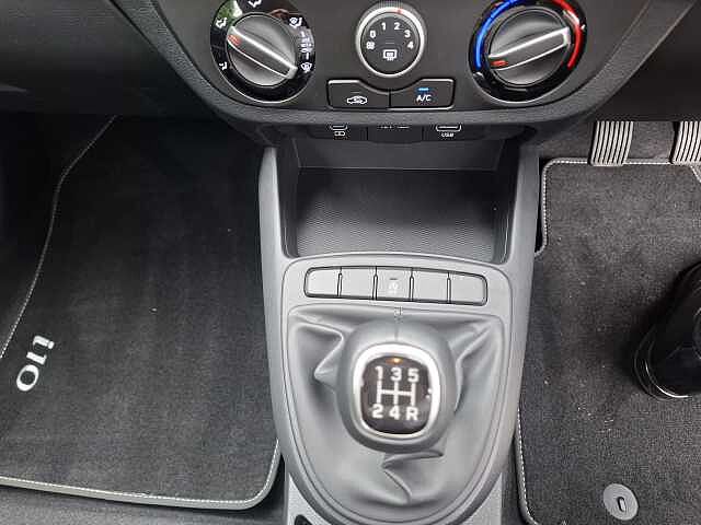 Hyundai i10 1.0 [63] Advance 5dr [Nav]