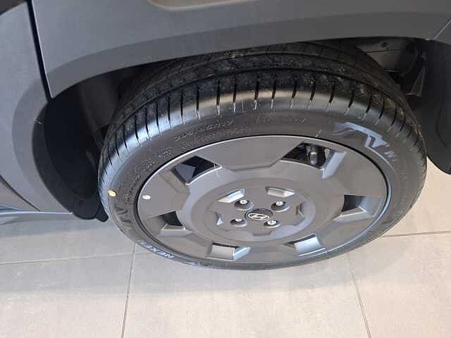 Hyundai Inster 85kW Cross 49kWh 5dr Auto