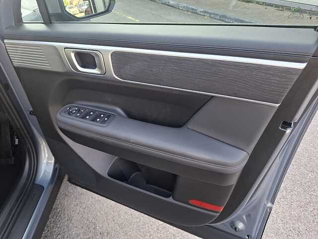 Hyundai Santa Fe 1.6 TGDi Plug-in Hybrid Premium 5dr 4WD Auto