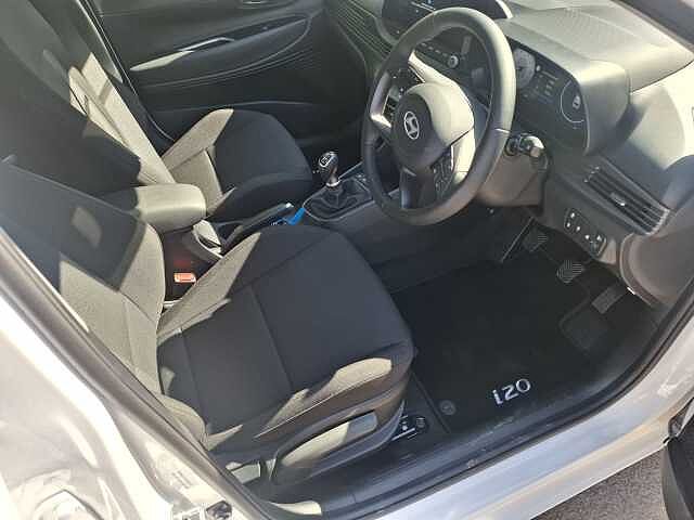 Hyundai I20 1.0T GDi 90 Tech Line 5dr Atlas White