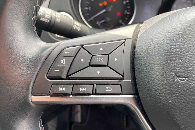 Nissan Qashqai 1.3 DiG-T N-Tec 5dr