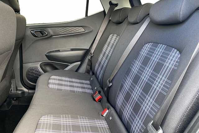 Hyundai i10 1.0 [63] Premium 5dr [Nav]