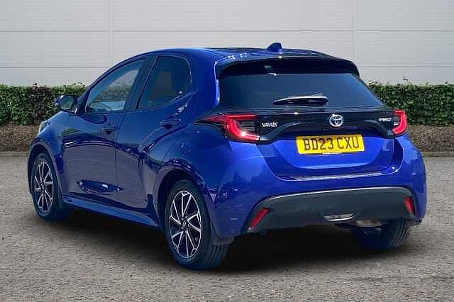 Toyota Yaris 1.5 Hybrid Design 5dr CVT