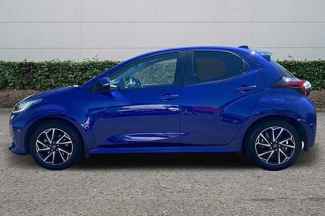 Toyota Yaris 1.5 Hybrid Design 5dr CVT