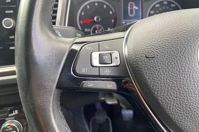 Volkswagen T-roc 1.5 TSI EVO Design 5dr