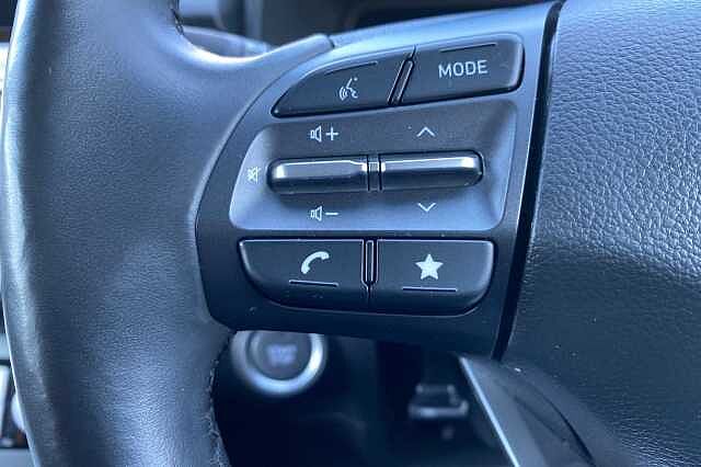 Hyundai KONA 150kW Premium 64kWh 5dr Auto