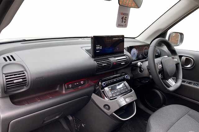 Hyundai INSTER 85kW 02 49kWh 5dr Auto Atlas White