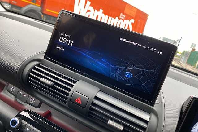 Hyundai INSTER 85kW 02 49kWh 5dr Auto Atlas White