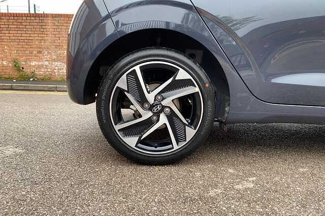 Hyundai i10 1.2 [79] Premium 5dr [Nav]