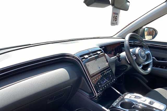 Hyundai TUCSON 1.6 TGDi Hybrid 230 Premium 5dr 2WD Auto Atlas White