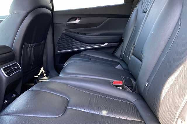 Hyundai SANTA FE 1.6 TGDi Hybrid Ultimate 5dr Auto