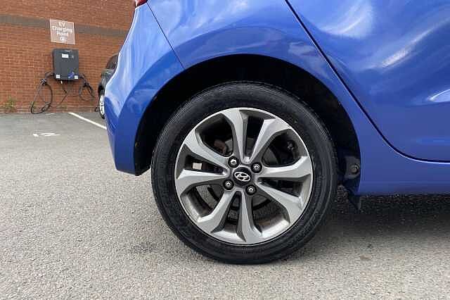 Hyundai i10 1.0 Play 5dr