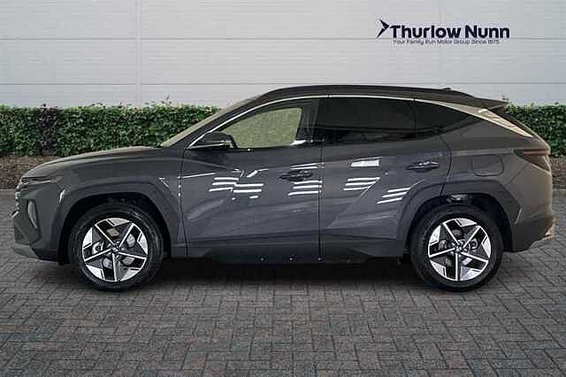 Hyundai TUCSON 1.6 T-GDi 13.8kWh Premium SUV 5dr Petrol Plug-in Hybrid Auto 4WD Euro 6 (s/s) (2 Ectrnc Gry Prl