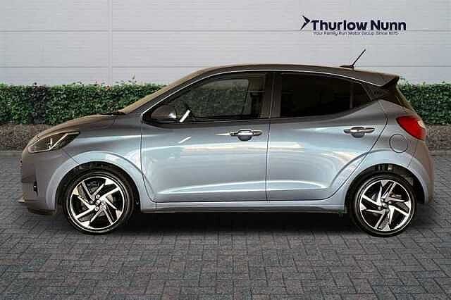Hyundai i10 1.0 Premium Hatchback 5dr Petrol Auto Euro 6 (s/s) (63 ps)