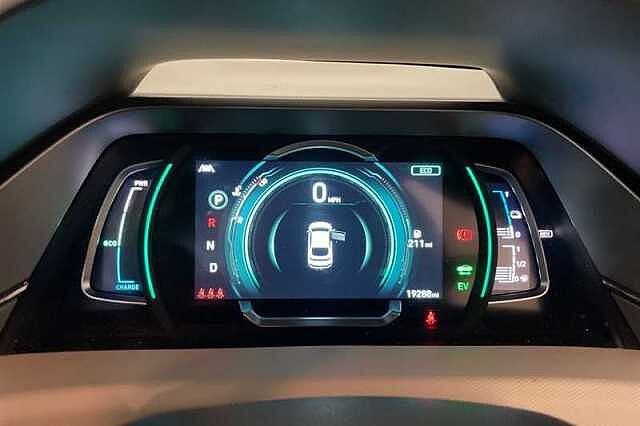 Hyundai IONIQ 1.6 h-GDi 8.9kWh Premium Hatchback 5dr Petrol Plug-in Hybrid DCT Euro 6 (s/s) (1