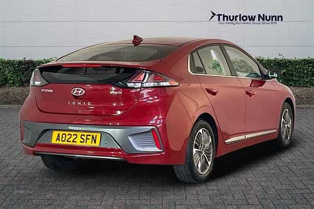 Hyundai IONIQ 1.6 h-GDi 8.9kWh Premium Hatchback 5dr Petrol Plug-in Hybrid DCT Euro 6 (s/s) (1