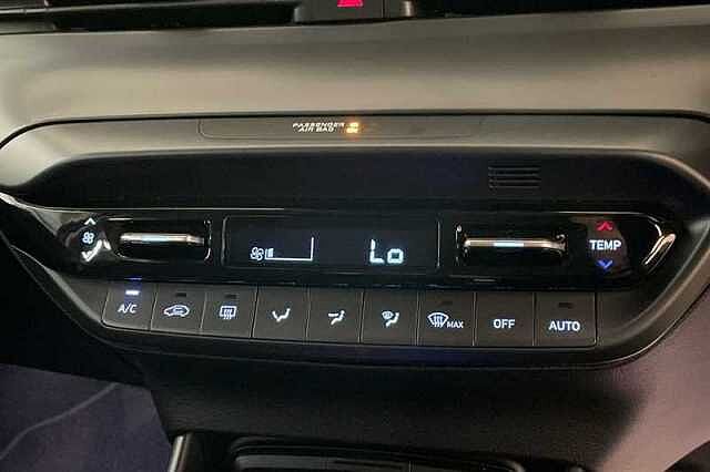Hyundai i20 1.0 T-GDi Premium Hatchback 5dr Petrol DCT Euro 6 (s/s) (100 ps)