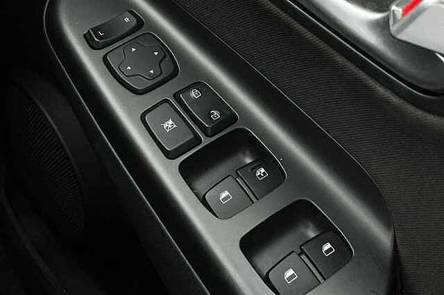 Hyundai KONA 1.0 T-GDi MHEV SE Connect SUV 5dr Petrol Hybrid Manual Euro 6 (s/s) (120 ps) Red