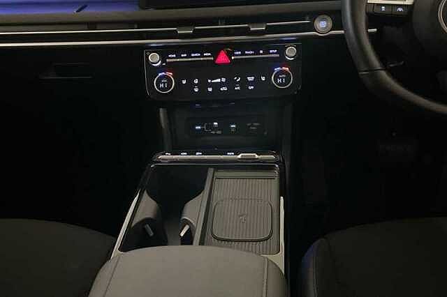 Hyundai TUCSON 1.6 T-GDi Premium SUV 5dr Petrol Hybrid Auto Euro 6 (s/s) (215 ps)