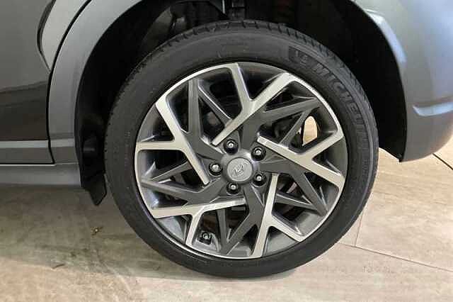 Hyundai KONA 1.6 h-GDi Premium SUV 5dr Petrol Hybrid DCT Euro 6 (s/s) (141 ps) Black