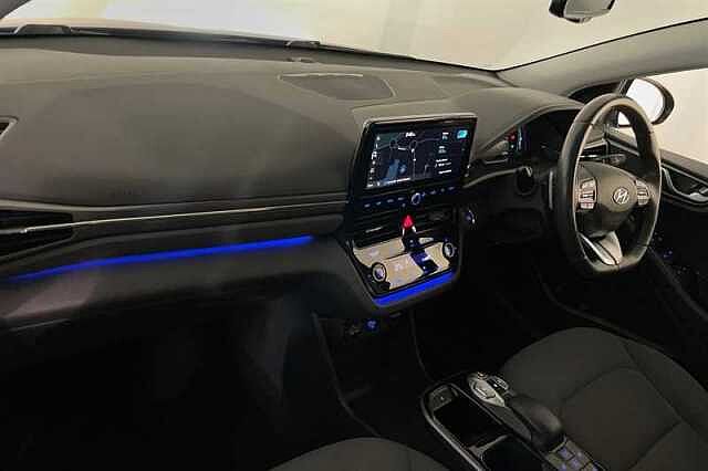 Hyundai IONIQ 38.3kWh Premium Hatchback 5dr Electric Auto (136 ps) Blue