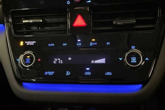 Hyundai IONIQ 38.3kWh Premium Hatchback 5dr Electric Auto (136 ps) Blue