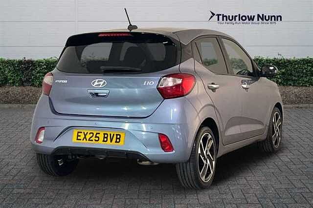 Hyundai i10 1.0 Premium Hatchback 5dr Petrol Auto Euro 6 (s/s) (63 ps)