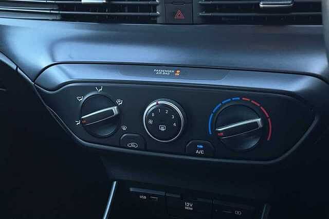 Hyundai i20 1.0 T-GDi MHEV SE Connect Hatchback 5dr Petrol Hybrid Manual Euro 6 (s/s) (100 p