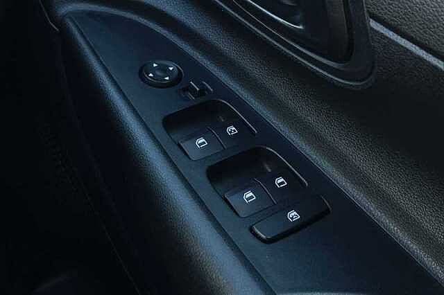 Hyundai i20 1.0 T-GDi MHEV SE Connect Hatchback 5dr Petrol Hybrid Manual Euro 6 (s/s) (100 p