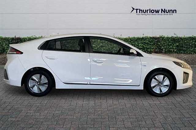 Hyundai IONIQ 1.6 h-GDi Premium Hatchback 5dr Petrol Hybrid DCT Euro 6 (s/s) (141 ps)