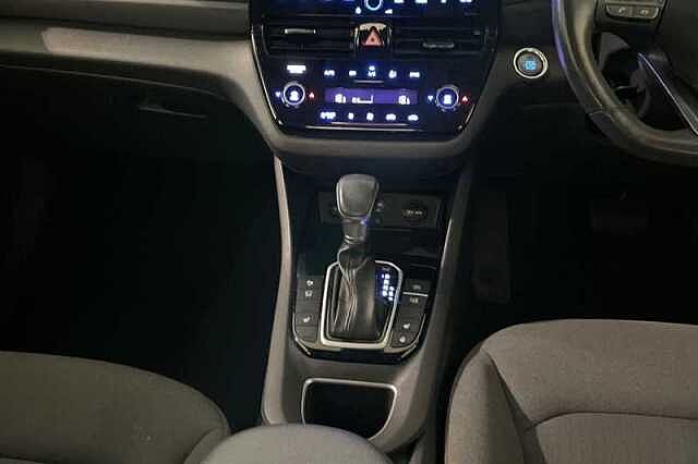 Hyundai IONIQ 1.6 h-GDi Premium Hatchback 5dr Petrol Hybrid DCT Euro 6 (s/s) (141 ps)