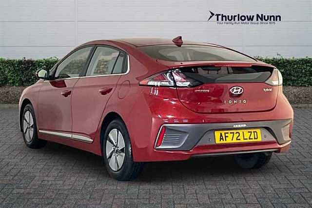 Hyundai IONIQ 1.6 h-GDi Premium Hatchback 5dr Petrol Hybrid DCT Euro 6 (s/s) (141 ps)