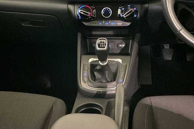 Hyundai KONA 1.0 T-GDi MHEV SE Connect SUV 5dr Petrol Hybrid Manual Euro 6 (s/s) (120 ps)