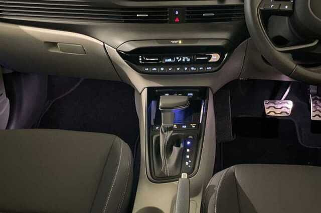 Hyundai BAYON 1.0 T-GDi Ultimate SUV 5dr Petrol DCT Euro 6 (s/s) (100 ps) Dragon Red