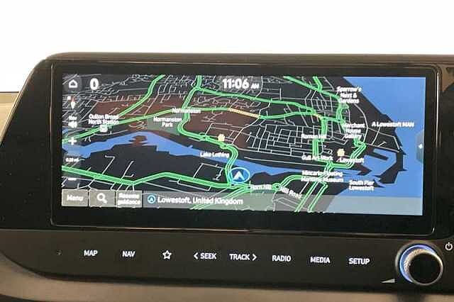 Hyundai BAYON 1.0 T-GDi Ultimate SUV 5dr Petrol DCT Euro 6 (s/s) (100 ps) Dragon Red