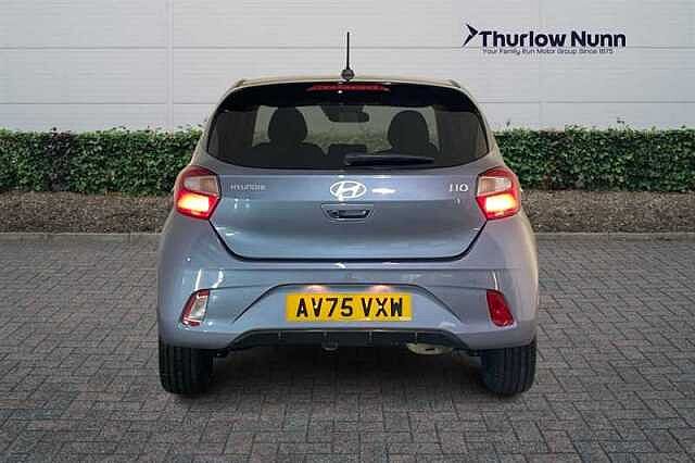 Hyundai I10 1.2 Premium Hatchback 5dr Petrol Auto Euro 6 (s/s) (79 ps) Meta Blue