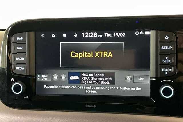 Hyundai i10 1.0 Premium Hatchback 5dr Petrol Auto Euro 6 (s/s) (63 ps)