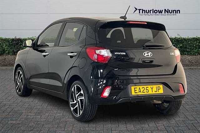 Hyundai i10 1.0 Premium Hatchback 5dr Petrol Auto Euro 6 (s/s) (63 ps)