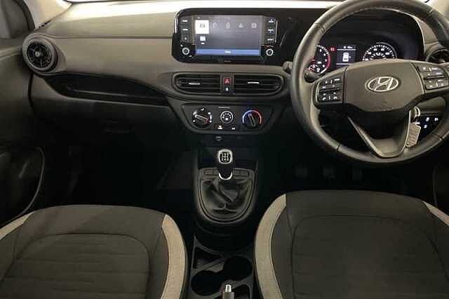 Hyundai i10 1.0 SE Connect Hatchback 5dr Petrol Manual Euro 6 (s/s) (67 ps)