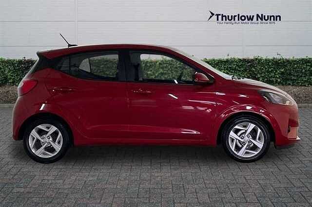 Hyundai i10 1.0 SE Connect Hatchback 5dr Petrol Manual Euro 6 (s/s) (67 ps)